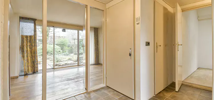 Why Choose Our Pocket Door Experts in Bloomingdale, FL?