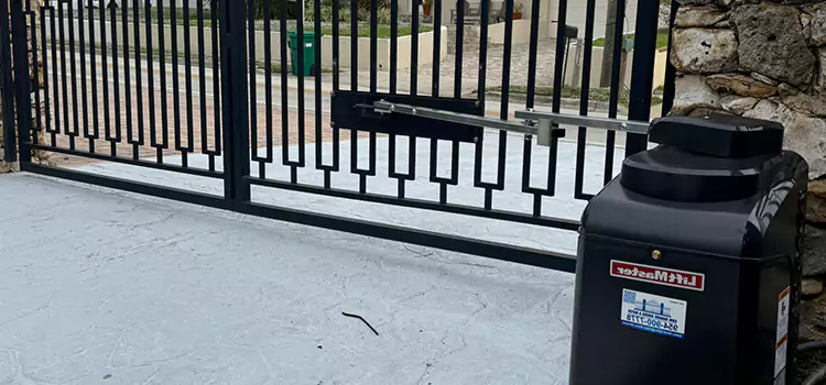 Seamless Installation and Support for Your New Gate in Bloomingdale, FL